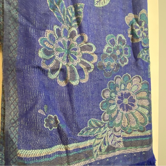 Batch of 6 Pashmina Style Scarves in Cool Tones: purples and blues, one size - Picture 6 of 11